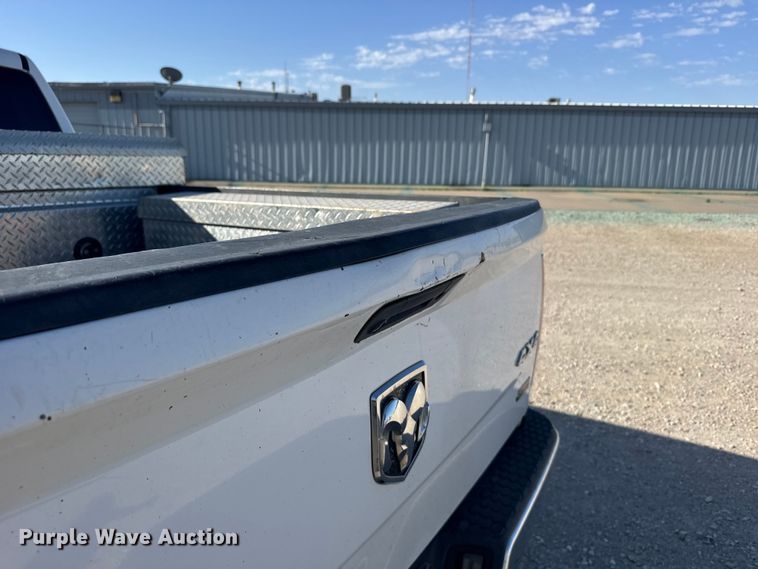 image for item FB7398 2012 Dodge Ram 2500 Crew Cab pickup truck