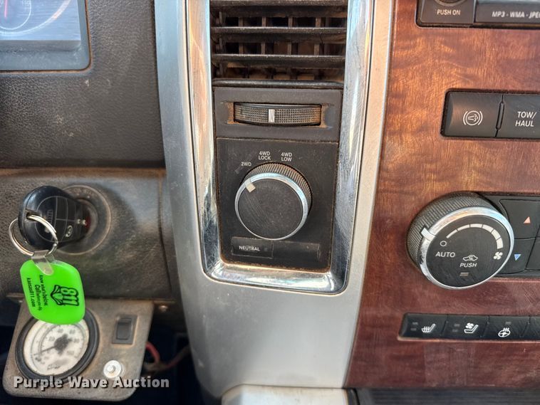 image for item FB7398 2012 Dodge Ram 2500 Crew Cab pickup truck