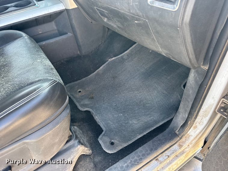 image for item FB7398 2012 Dodge Ram 2500 Crew Cab pickup truck
