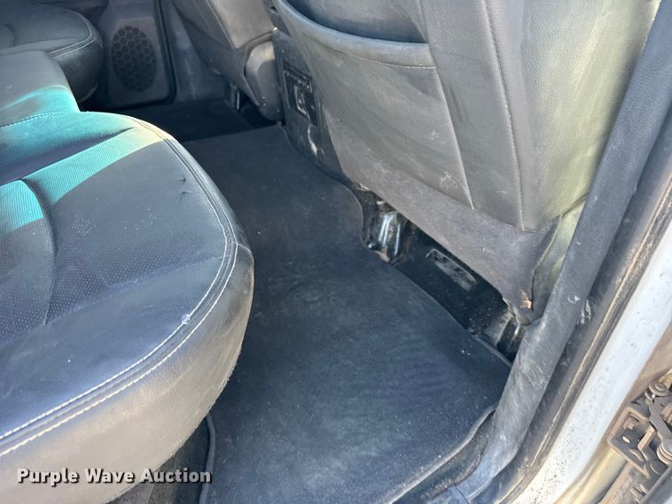 image for item FB7398 2012 Dodge Ram 2500 Crew Cab pickup truck