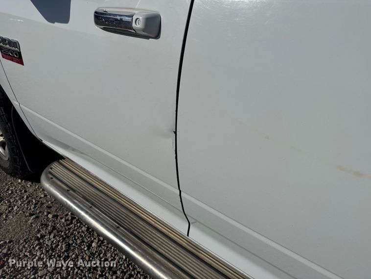 image for item FB7399 2012 Dodge Ram 2500 Crew Cab utility bed pickup truck