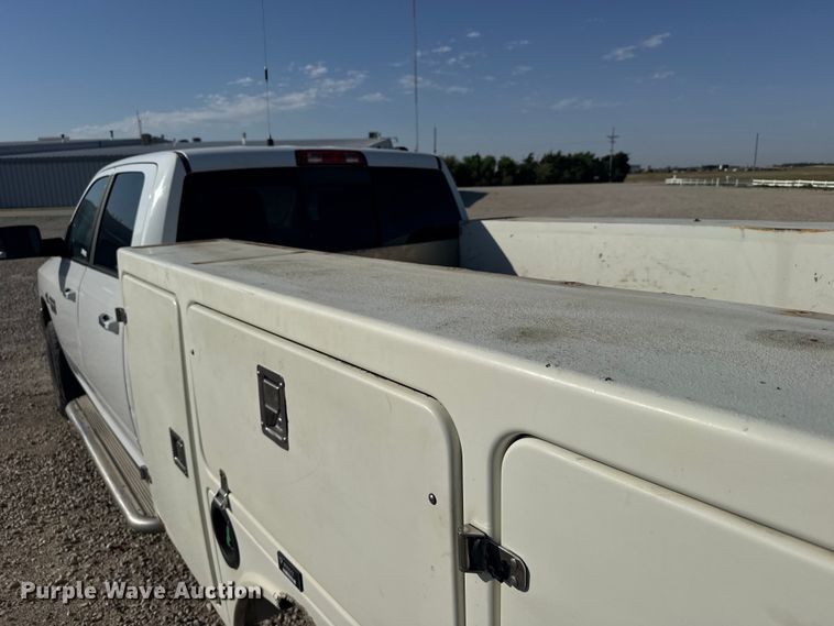 image for item FB7399 2012 Dodge Ram 2500 Crew Cab utility bed pickup truck