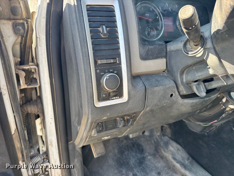image for item FB7399 2012 Dodge Ram 2500 Crew Cab utility bed pickup truck