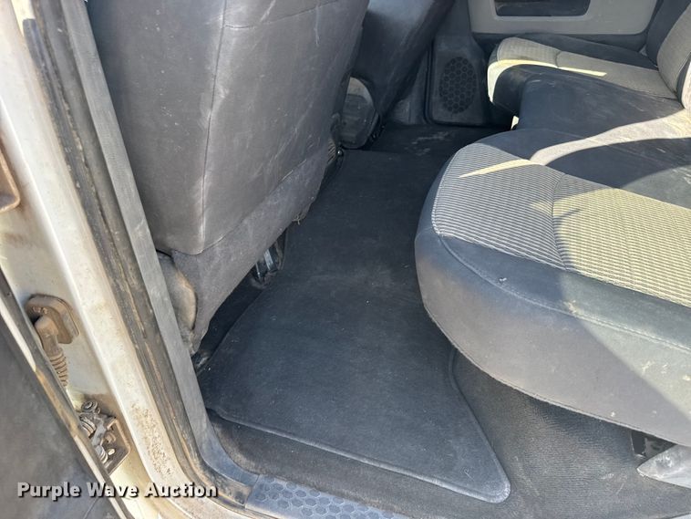 image for item FB7399 2012 Dodge Ram 2500 Crew Cab utility bed pickup truck