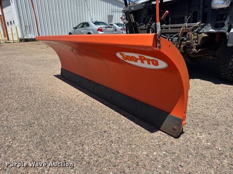 image for item FB7400 1986 Ford F250 pickup truck