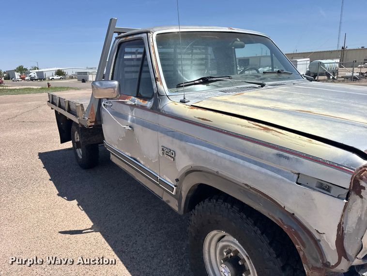 image for item FB7400 1986 Ford F250 pickup truck