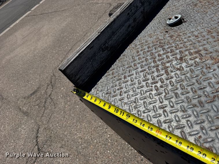image for item FB7400 1986 Ford F250 pickup truck