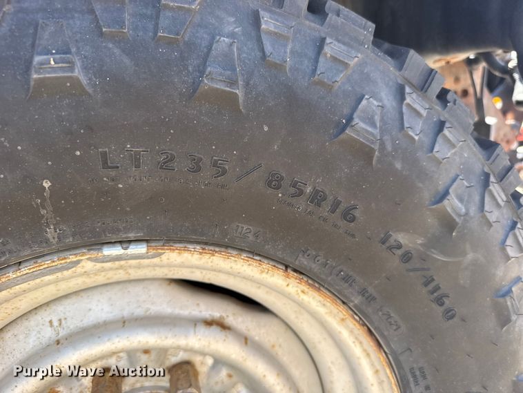 image for item FB7400 1986 Ford F250 pickup truck