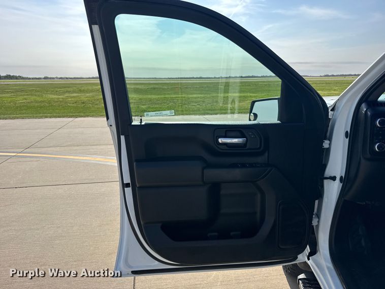 image for item FB7403 2023 GMC Sierra 2500HD Crew Cab utility bed pickup truck
