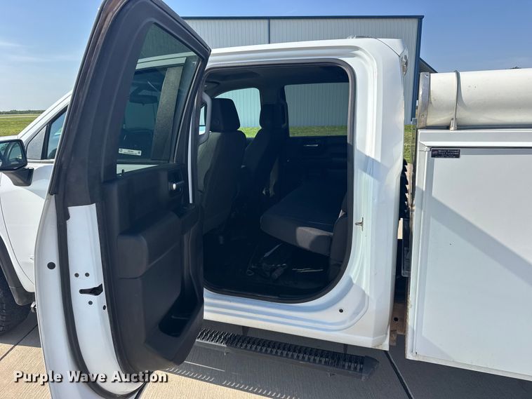 image for item FB7403 2023 GMC Sierra 2500HD Crew Cab utility bed pickup truck