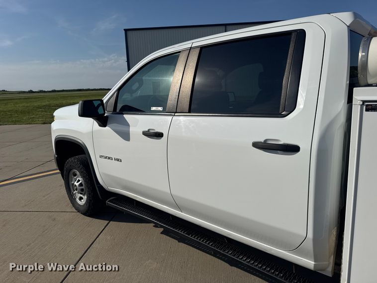 image for item FB7404 2023 Chevrolet Silverado 2500HD Crew Cab utility bed pickup truck