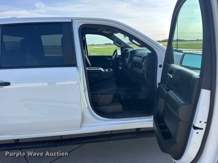 image for item FB7404 2023 Chevrolet Silverado 2500HD Crew Cab utility bed pickup truck