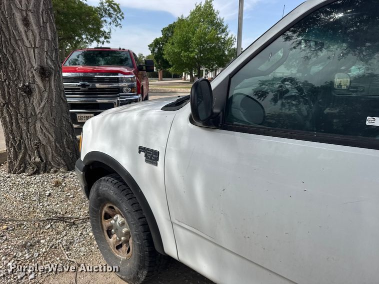 image for item FB7406 2001 Ford F150 Ext. Cab pickup truck