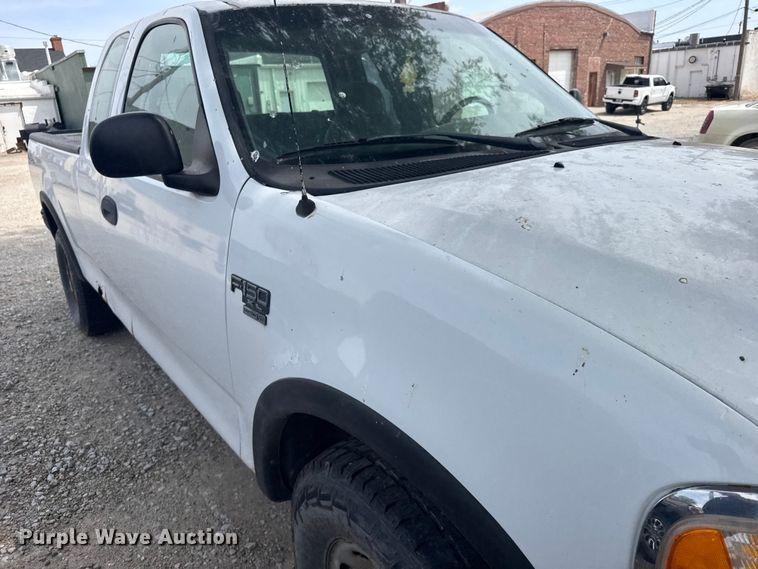 image for item FB7406 2001 Ford F150 Ext. Cab pickup truck