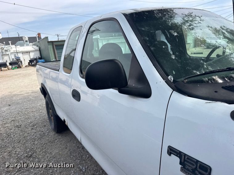 image for item FB7406 2001 Ford F150 Ext. Cab pickup truck
