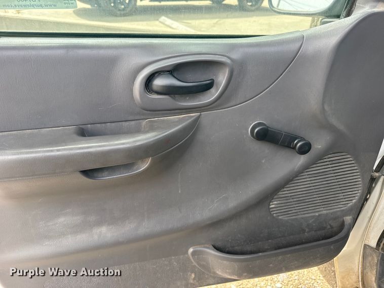 image for item FB7406 2001 Ford F150 Ext. Cab pickup truck