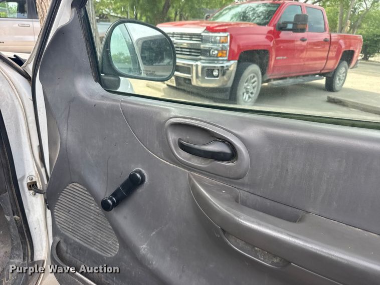 image for item FB7406 2001 Ford F150 Ext. Cab pickup truck