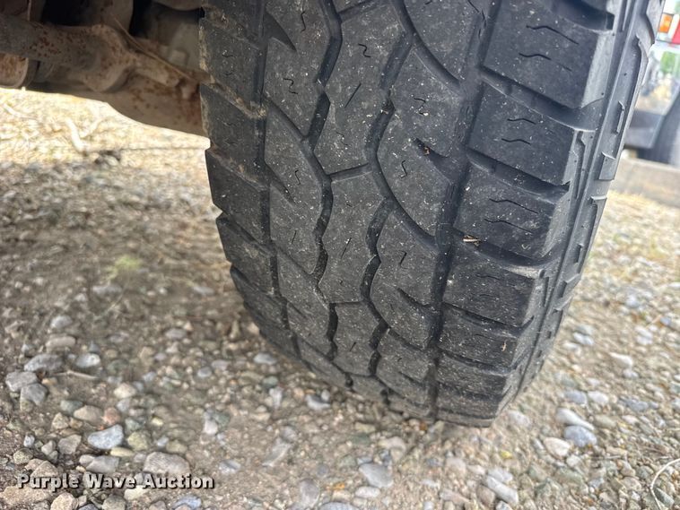 image for item FB7406 2001 Ford F150 Ext. Cab pickup truck