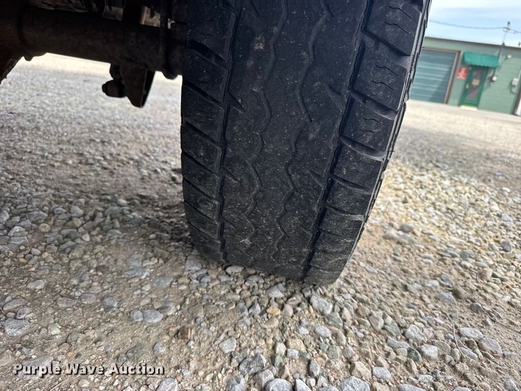 image for item FB7406 2001 Ford F150 Ext. Cab pickup truck