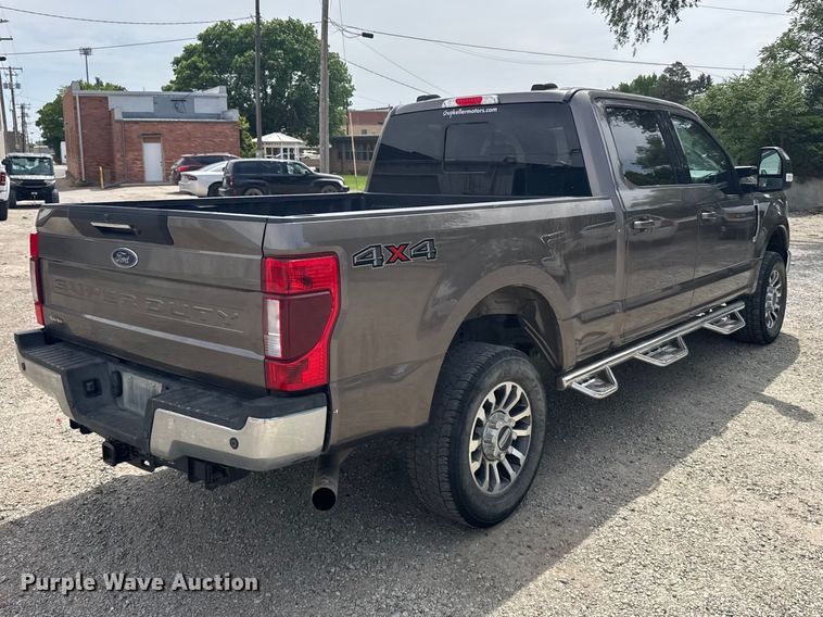 image for item FB7407 2021 Ford F-250 Crew Cab pickup truck