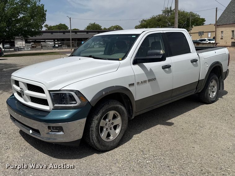 image for item FB7408 2012 Dodge Ram 1500 Crew Cab pickup truck