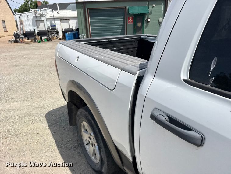 image for item FB7408 2012 Dodge Ram 1500 Crew Cab pickup truck