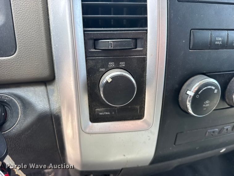 image for item FB7408 2012 Dodge Ram 1500 Crew Cab pickup truck