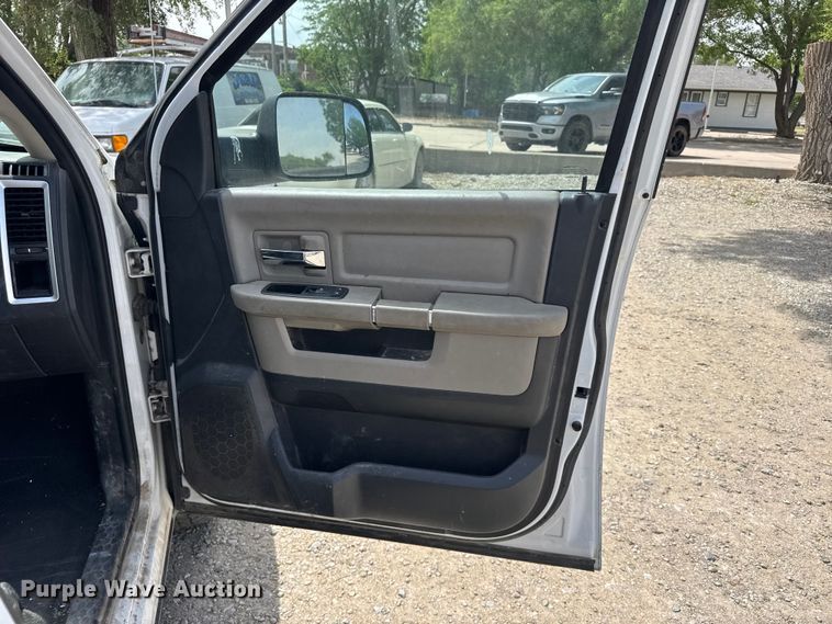 image for item FB7408 2012 Dodge Ram 1500 Crew Cab pickup truck