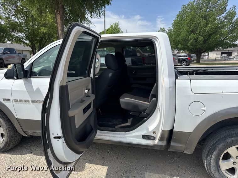 image for item FB7408 2012 Dodge Ram 1500 Crew Cab pickup truck