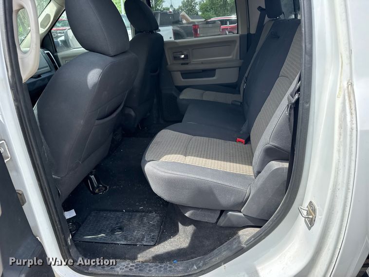 image for item FB7408 2012 Dodge Ram 1500 Crew Cab pickup truck