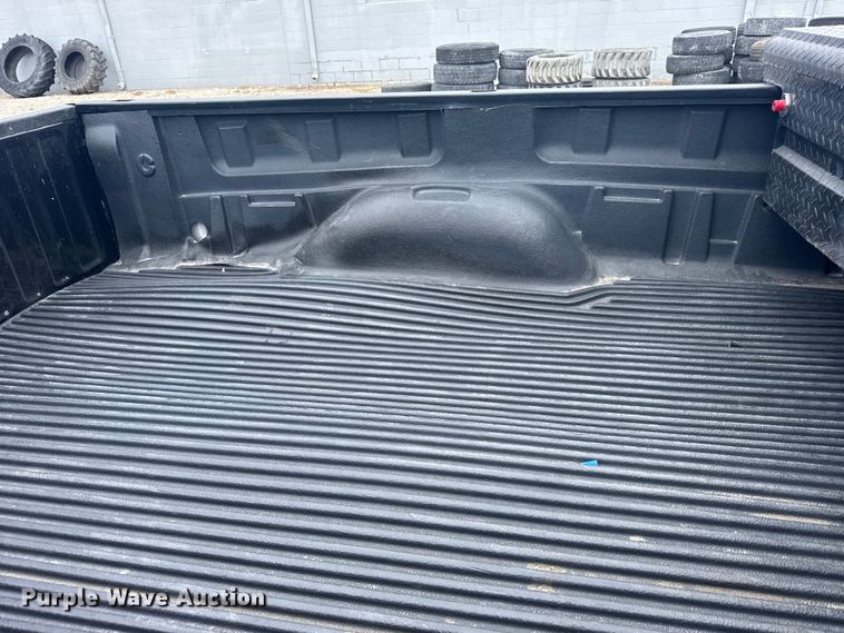 image for item FB7409 2005 GMC Sierra Ext. Cab pickup truck