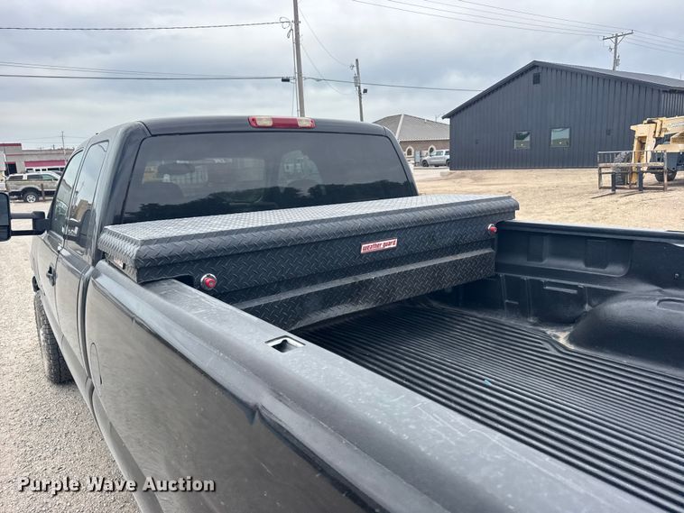 image for item FB7409 2005 GMC Sierra Ext. Cab pickup truck
