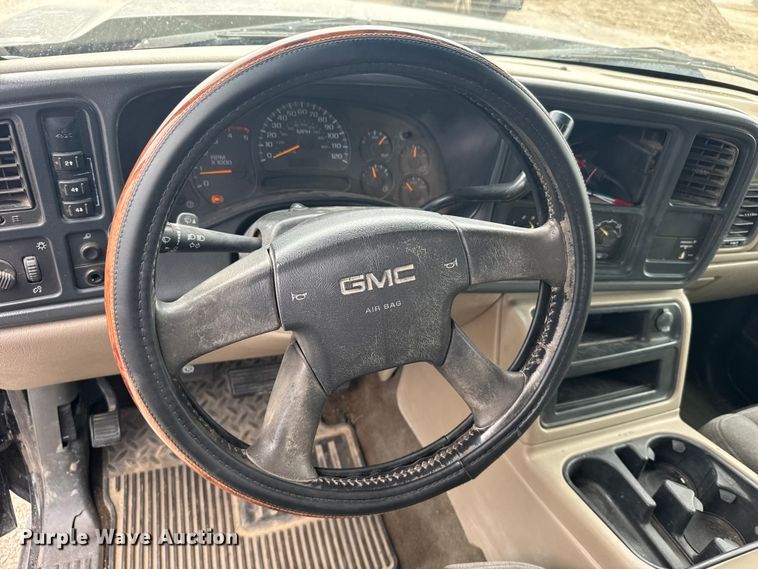 image for item FB7409 2005 GMC Sierra Ext. Cab pickup truck