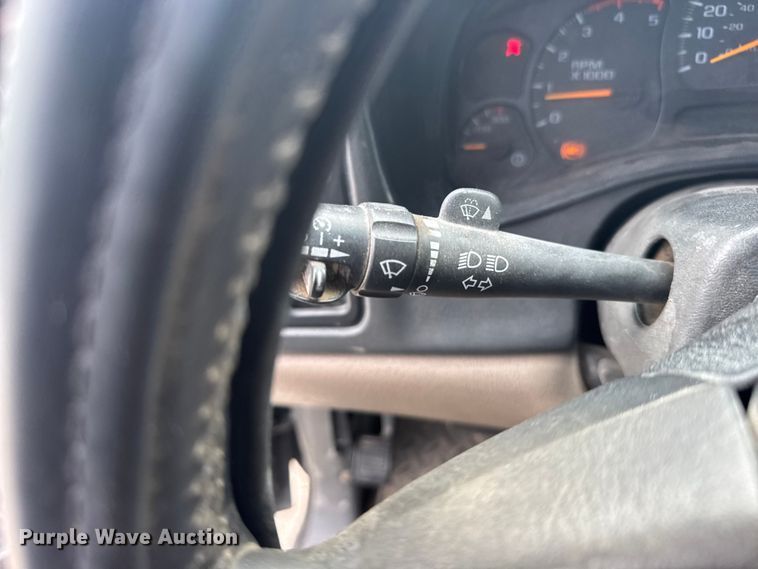 image for item FB7409 2005 GMC Sierra Ext. Cab pickup truck