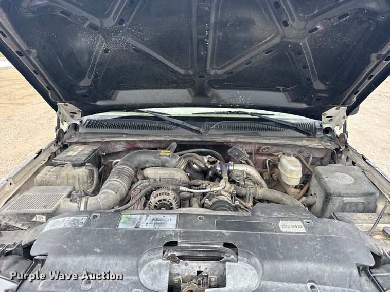 image for item FB7409 2005 GMC Sierra Ext. Cab pickup truck