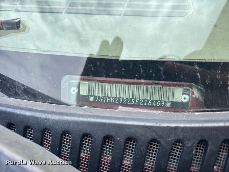 image for item FB7409 2005 GMC Sierra Ext. Cab pickup truck