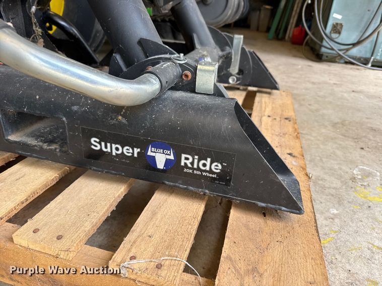 image for item FB7415 (2) fifth wheel hitches