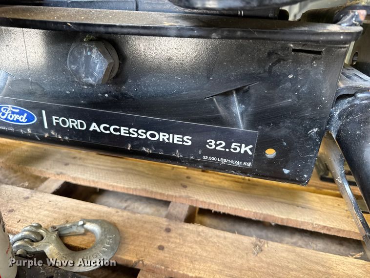 image for item FB7415 (2) fifth wheel hitches