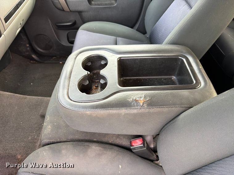 image for item FB8166 2013 Chevrolet Silverado Crew Cab pickup truck