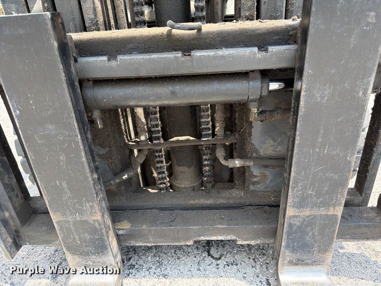 image for item FB8170 2016 UniCarriers CFS40 forklift