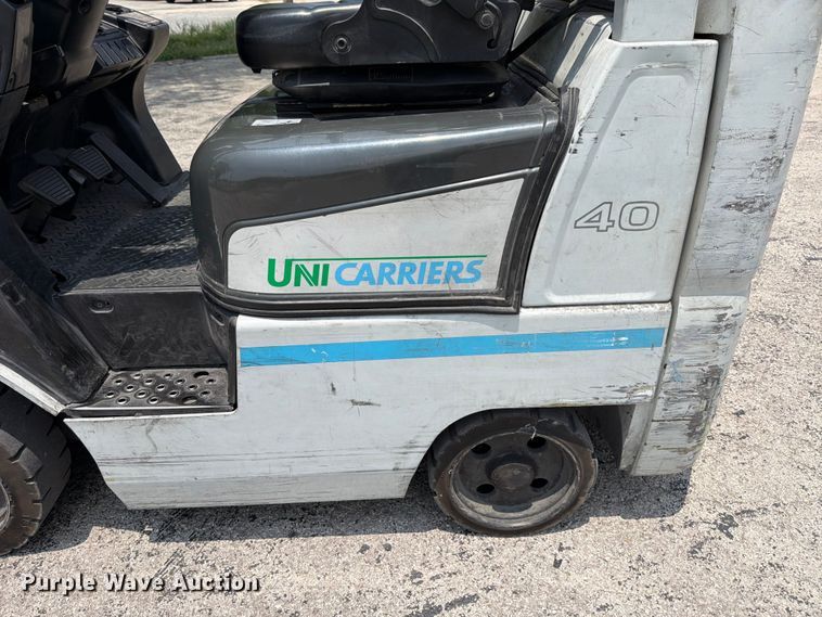 image for item FB8170 2016 UniCarriers CFS40 forklift