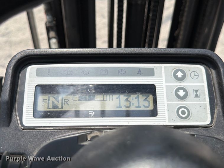 image for item FB8170 2016 UniCarriers CFS40 forklift