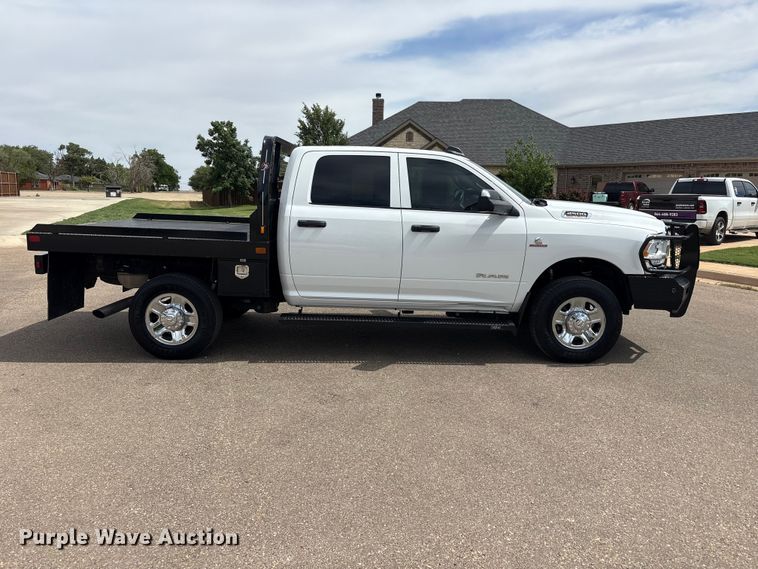 image for item FC2278 2021 RAM 2500 Crew Cab bale bed pickup truck
