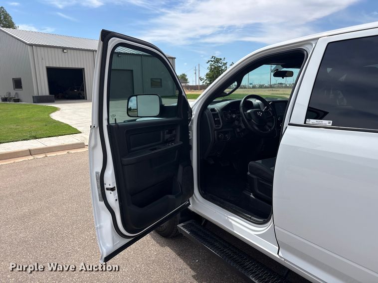 image for item FC2278 2021 RAM 2500 Crew Cab bale bed pickup truck