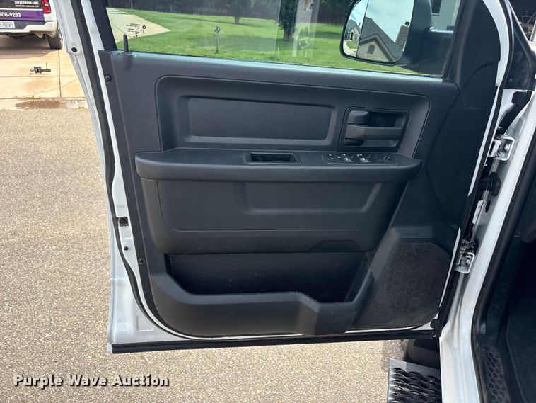 image for item FC2278 2021 RAM 2500 Crew Cab bale bed pickup truck