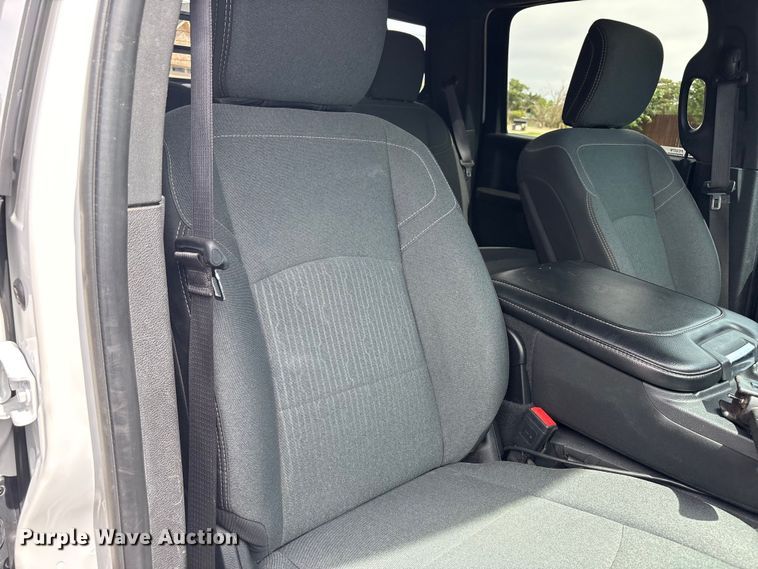 image for item FC2278 2021 RAM 2500 Crew Cab bale bed pickup truck