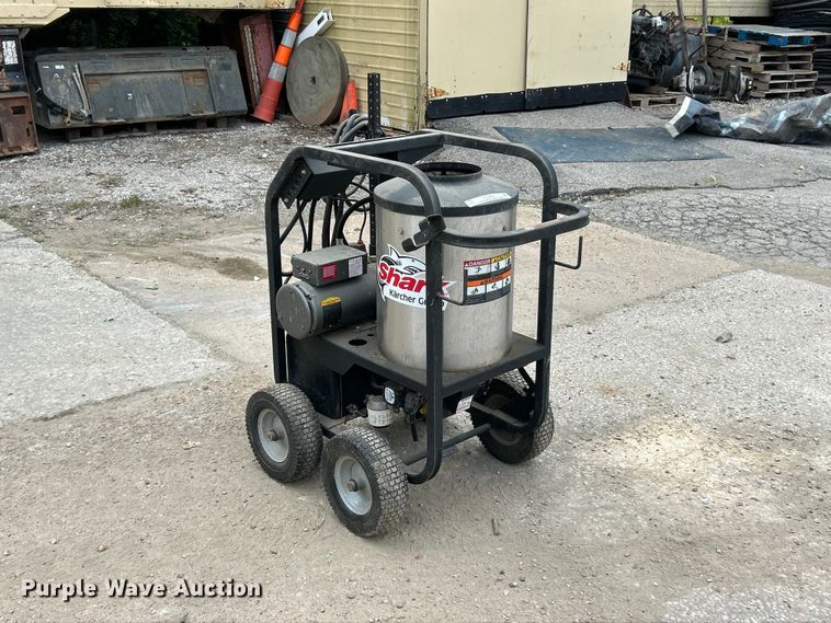 image for item FC2649 Shark Karcher Group pressure washer