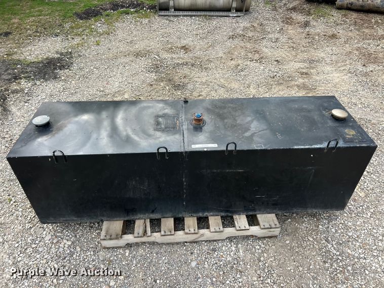 image for item FC2651 Fuel tank