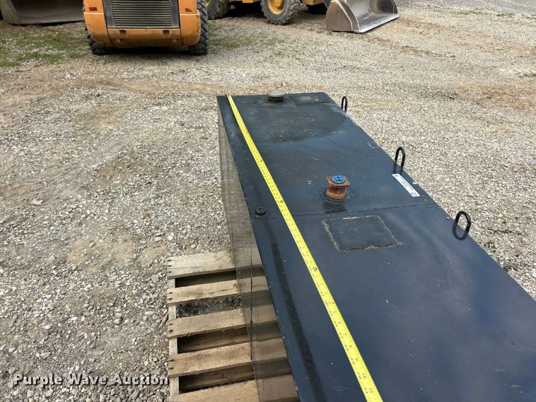 image for item FC2651 Fuel tank