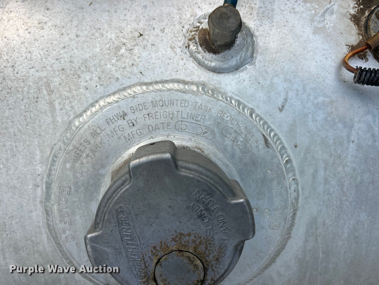 image for item FC2652 (2) Freightliner fuel tanks